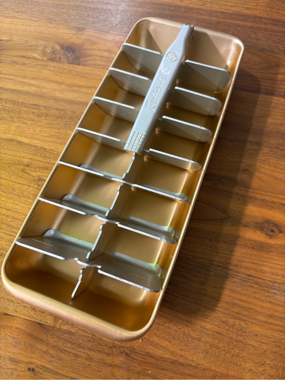 VTG 1950s General Electric "Redi-Cube" Aluminum Ice Tray